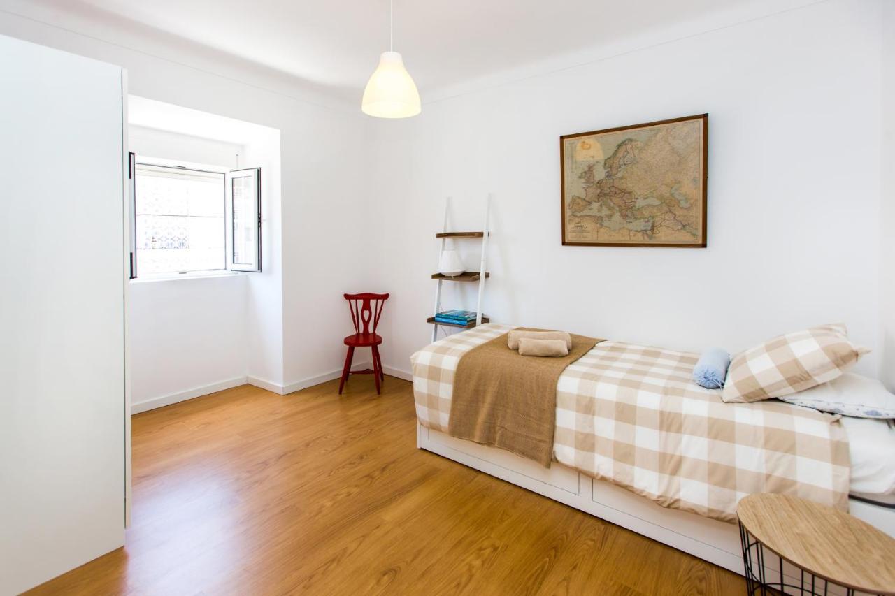 Belem! Charming 2 Bedroom Apartment W Terrace, Wifi & Free Street Parking Lissabon Exterior foto